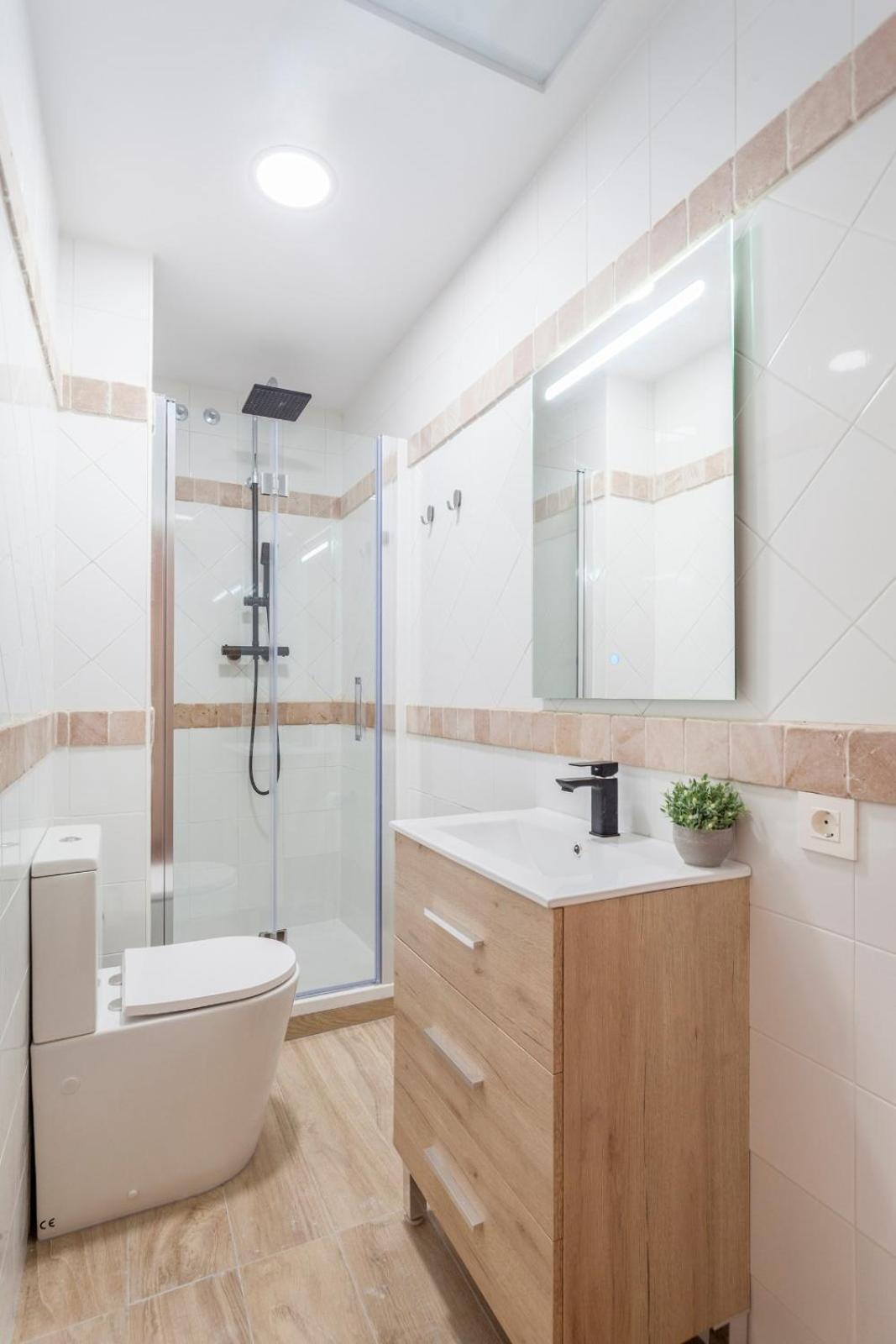 Sunny Modern Flat By Mercado Central Valencia Exteriör bild